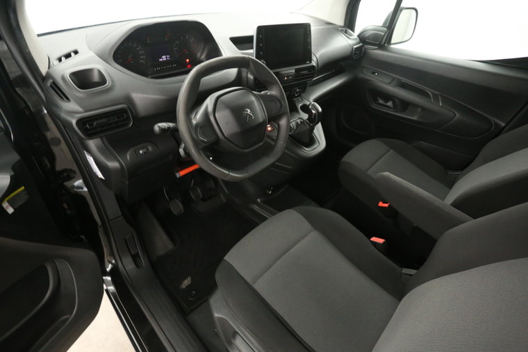 Vehicle Image 20