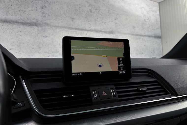Vehicle Image 19