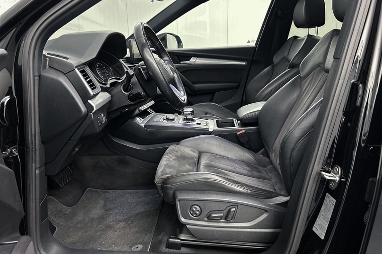 Vehicle Image 30