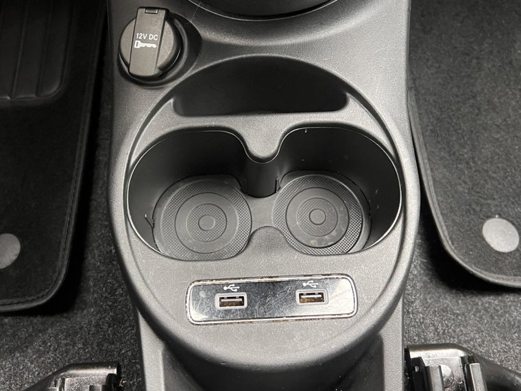 Vehicle Image 33