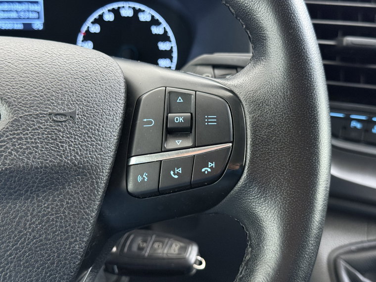 Vehicle Image 29