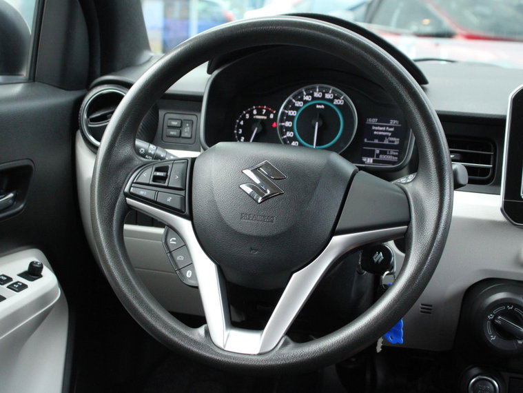 Vehicle Image 27