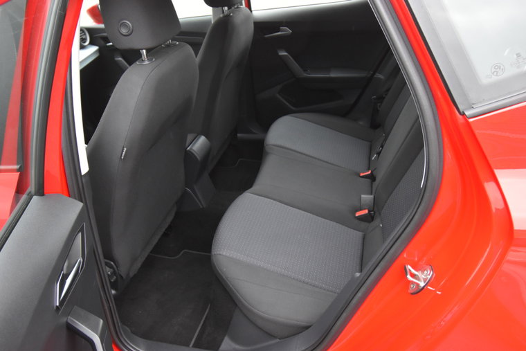 Vehicle Image 19