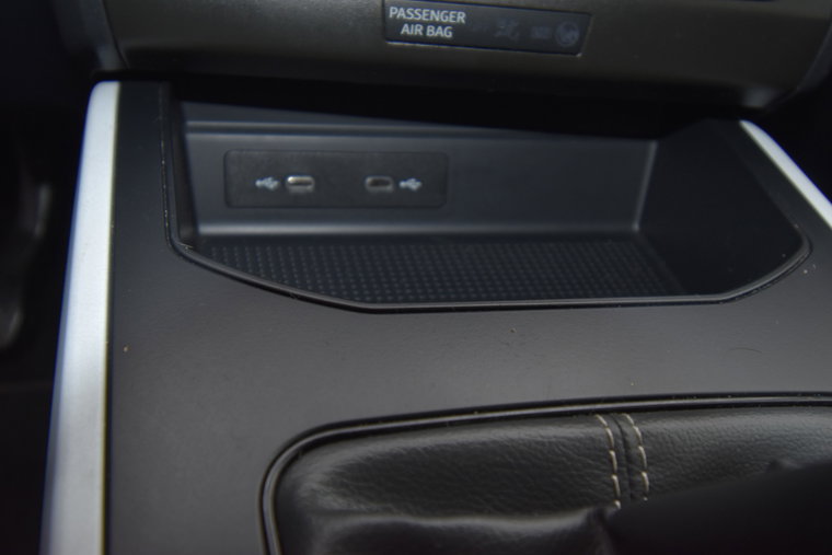 Vehicle Image 25