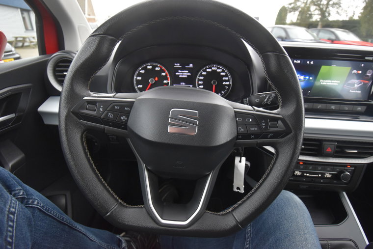 Vehicle Image 35