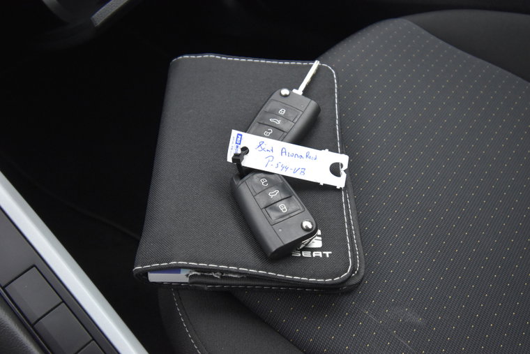 Vehicle Image 38