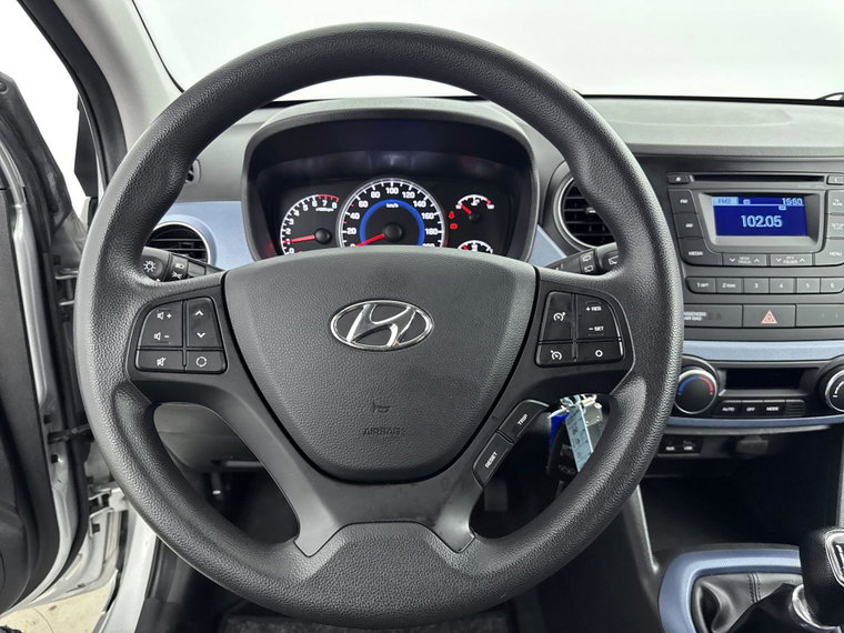 Vehicle Image 15