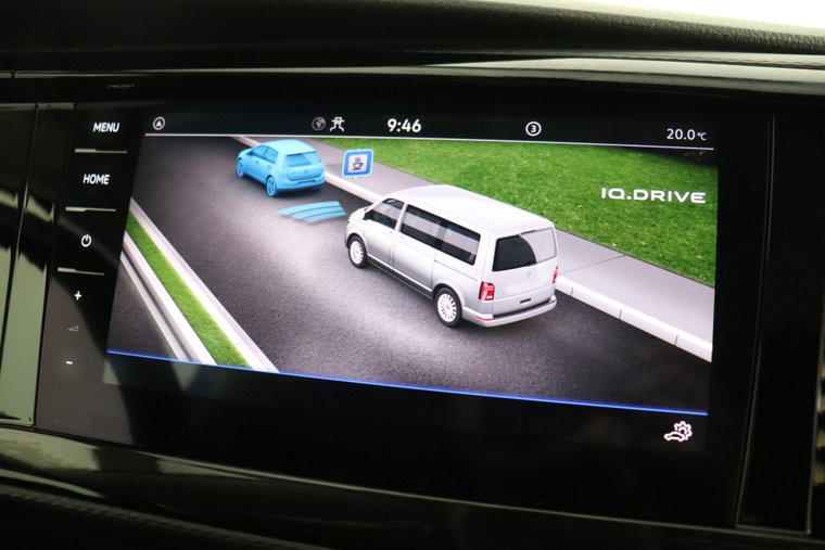 Vehicle Image 32