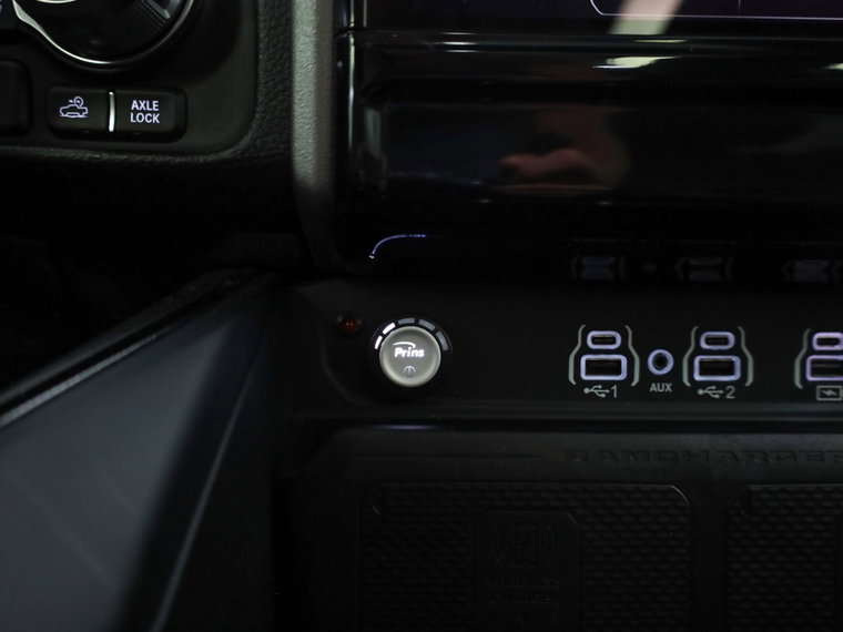 Vehicle Image 48