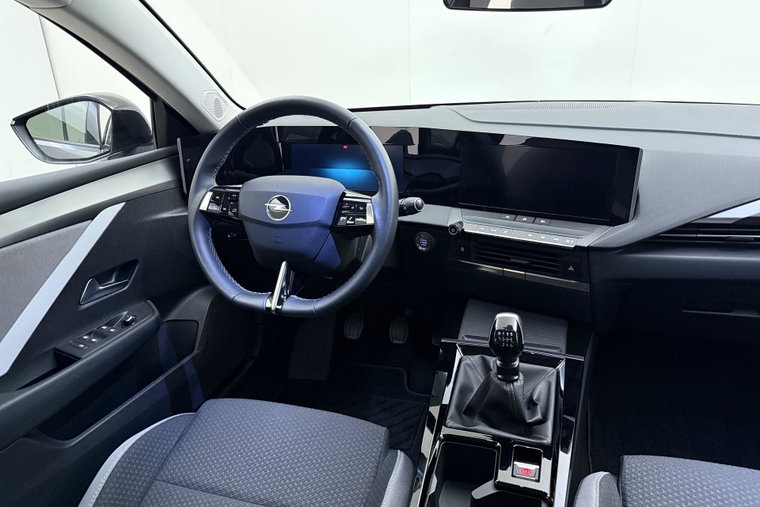 Vehicle Image 36