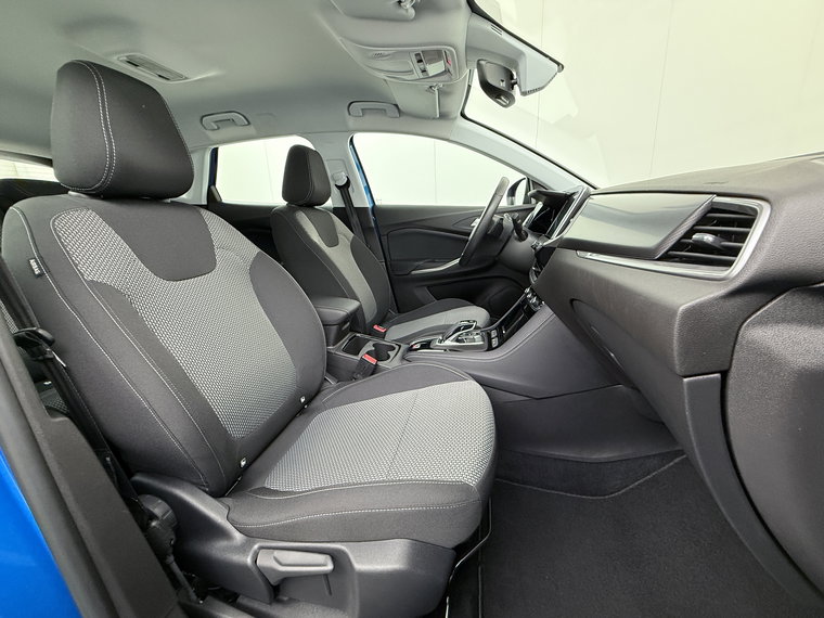 Vehicle Image 36