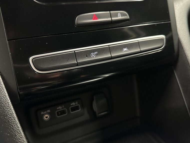 Vehicle Image 38
