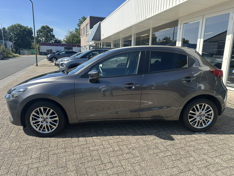 Vehicle Image 14