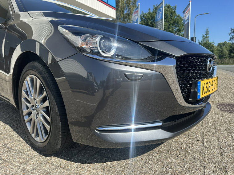 Vehicle Image 15