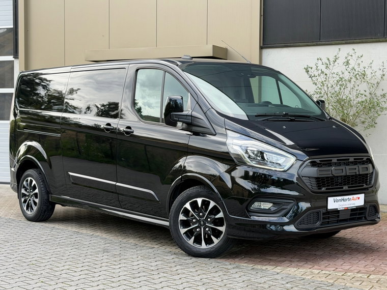 Vehicle Image 13