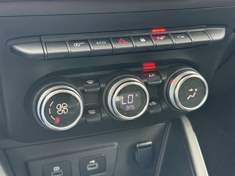 Vehicle Image 26