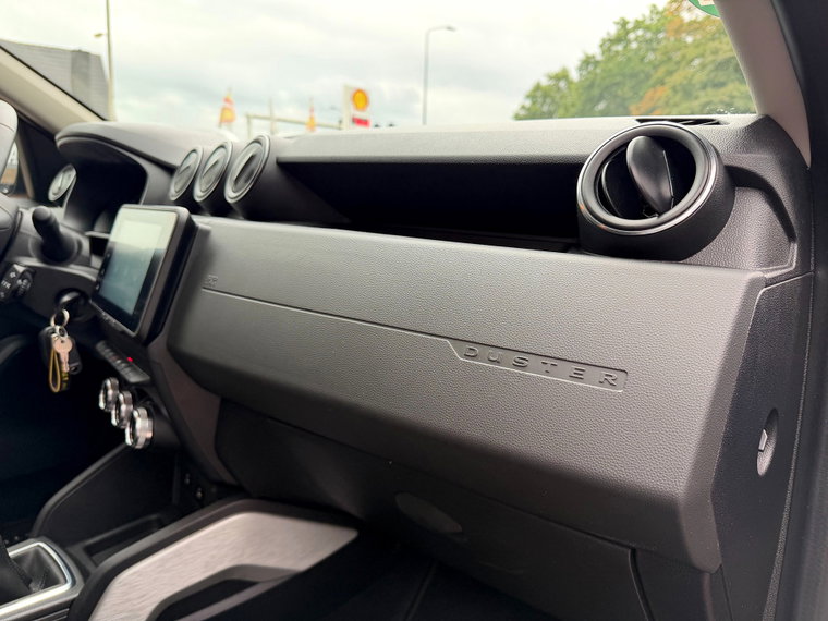 Vehicle Image 35