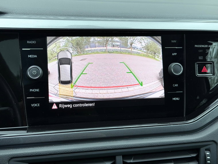 Vehicle Image 19