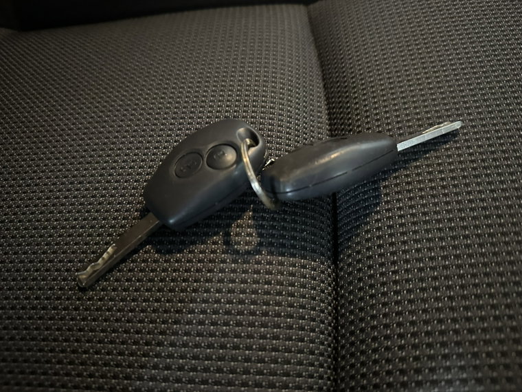 Vehicle Image 18