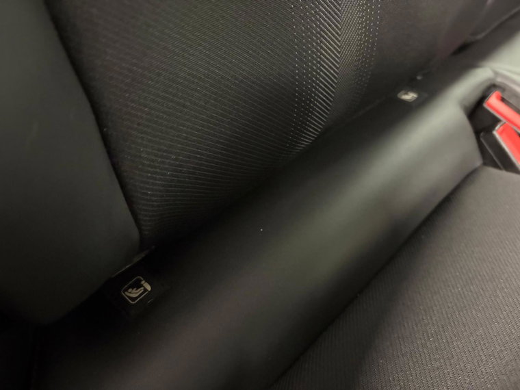 Vehicle Image 38