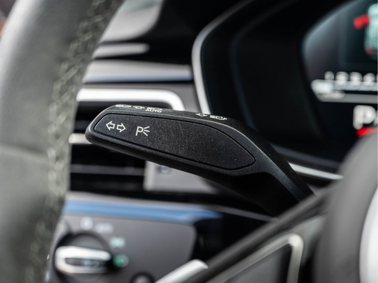 Vehicle Image 40