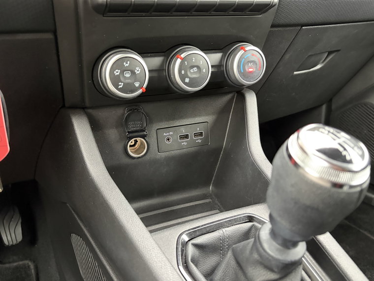 Vehicle Image 31