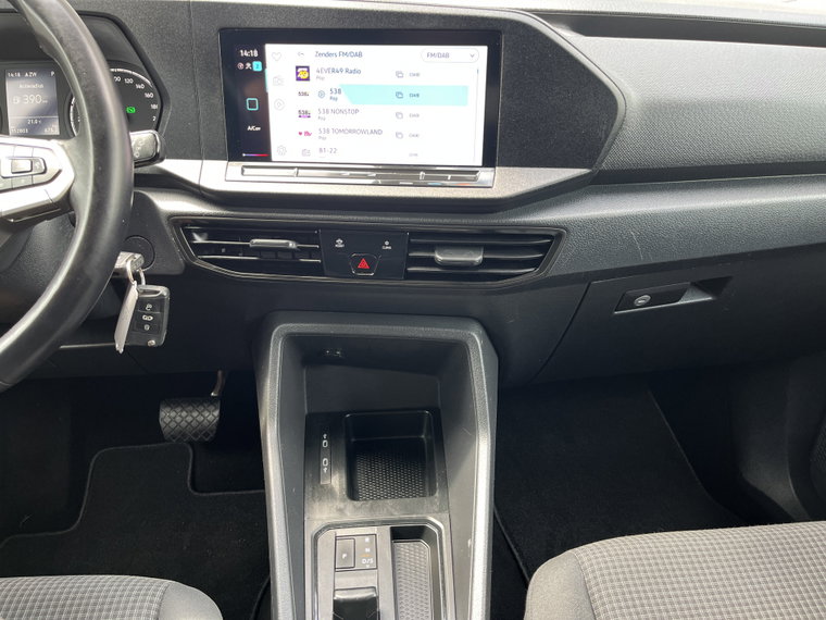 Vehicle Image 37