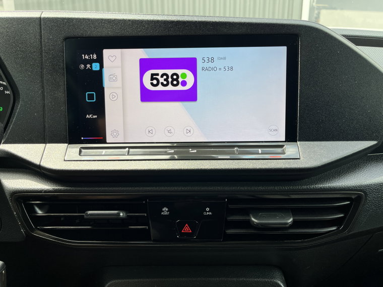 Vehicle Image 41
