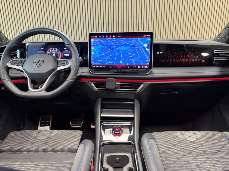 Vehicle Image 35