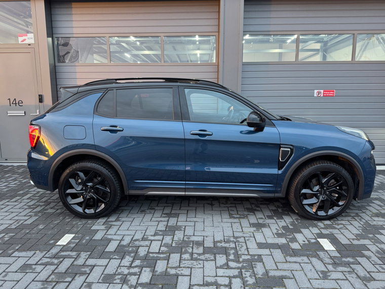 Vehicle Image 42