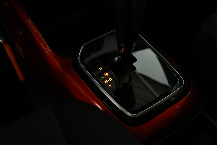 Vehicle Image 17
