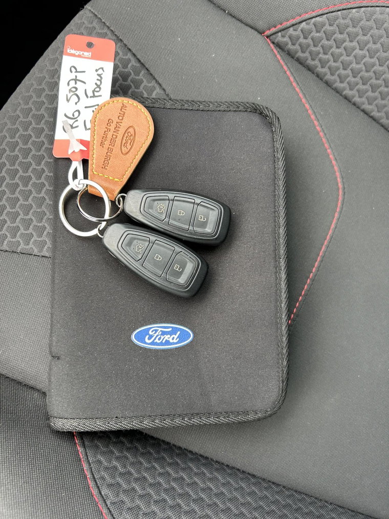 Vehicle Image 21