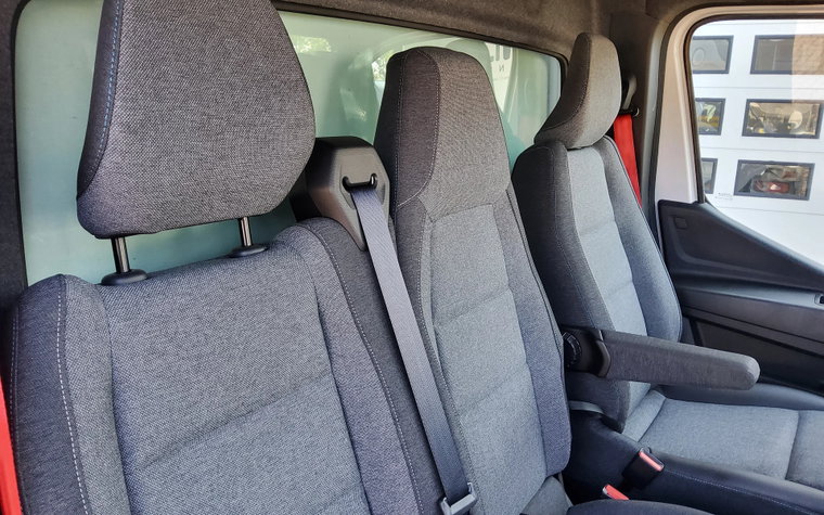 Vehicle Image 12