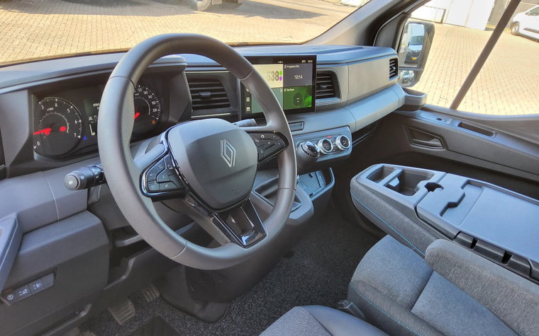 Vehicle Image 17