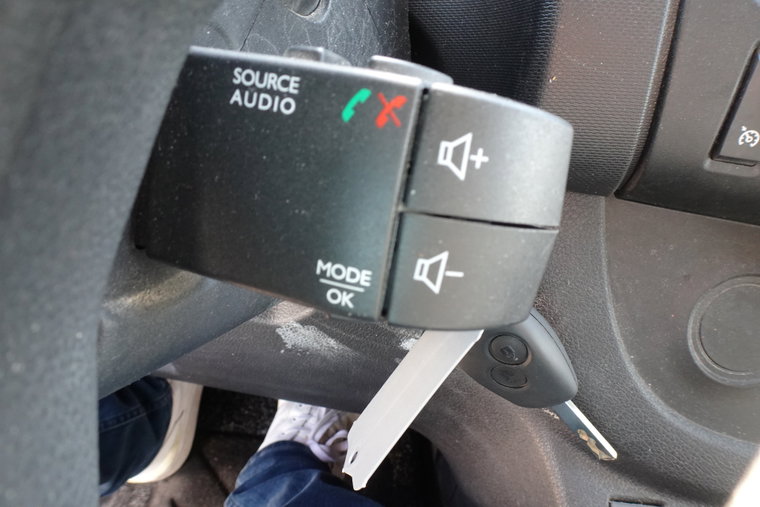 Vehicle Image 17