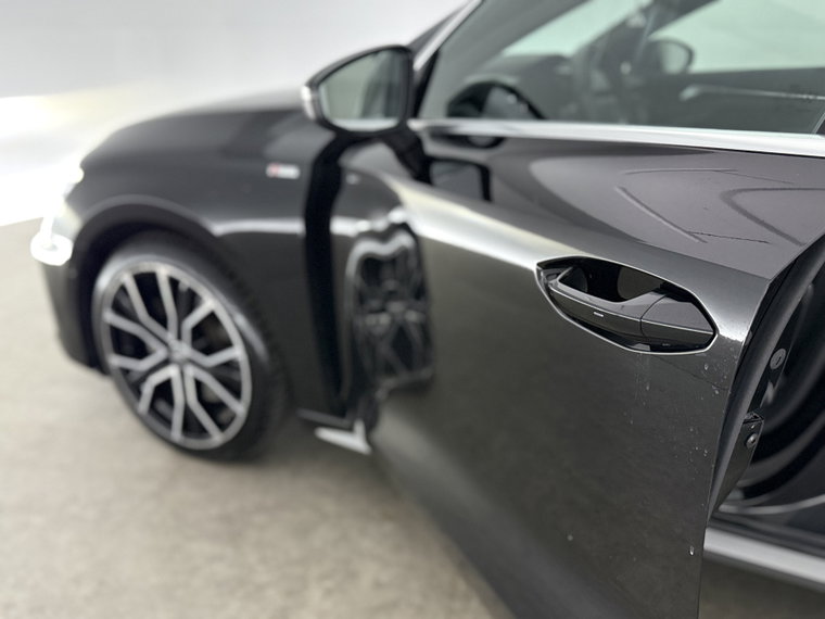 Vehicle Image 37