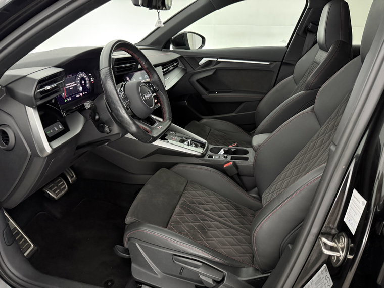 Vehicle Image 38