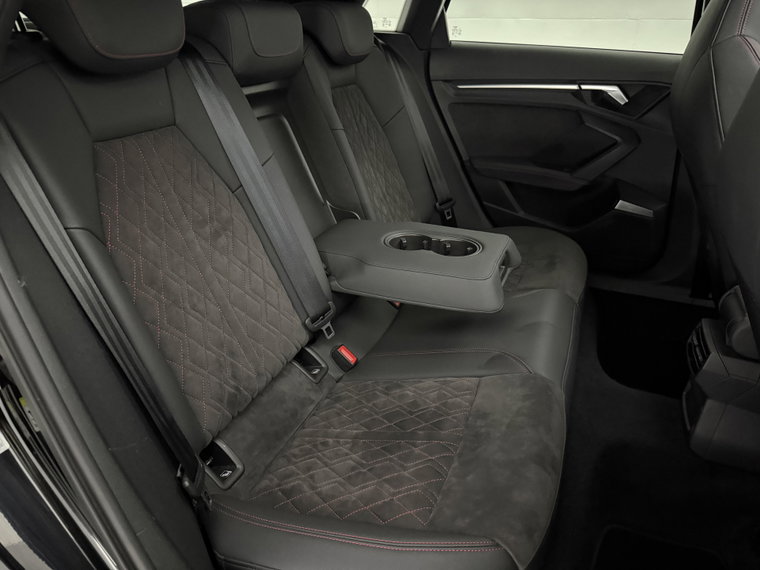 Vehicle Image 41