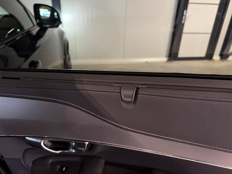 Vehicle Image 38