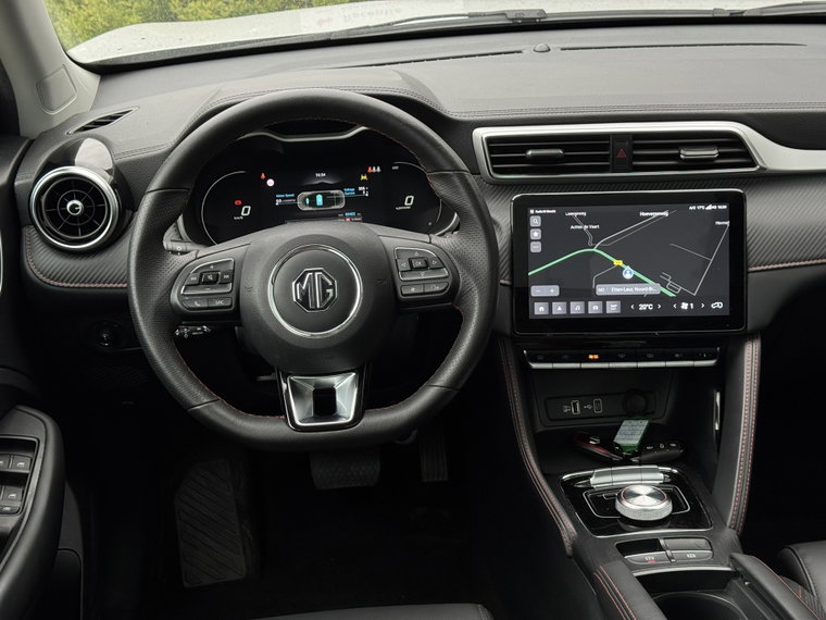Vehicle Image 15
