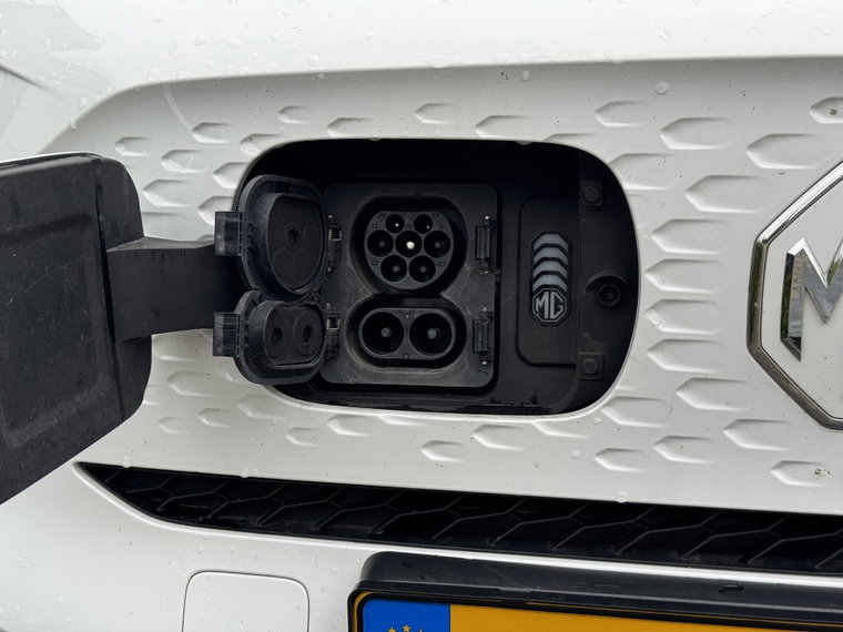 Vehicle Image 40