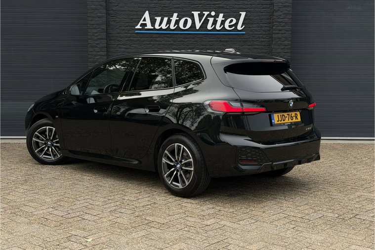 Vehicle Image 30