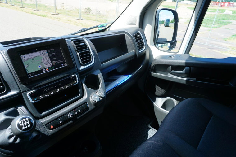 Vehicle Image 27
