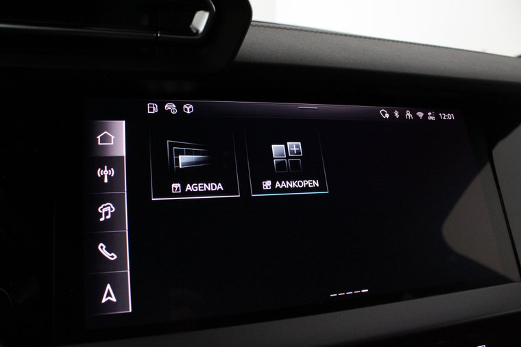 Vehicle Image 35
