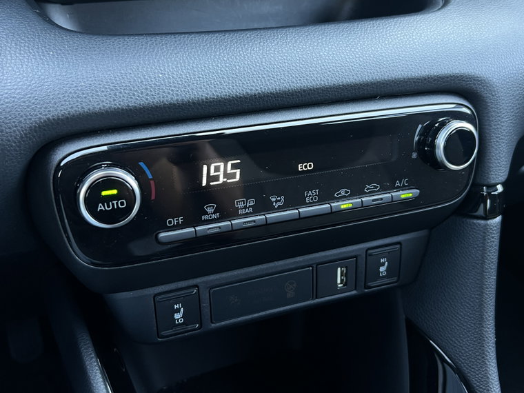 Vehicle Image 22