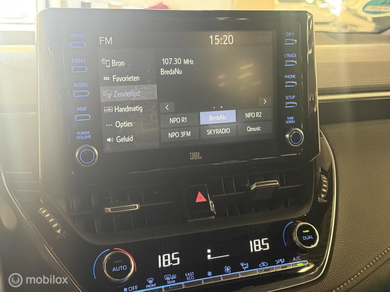 Vehicle Image 15