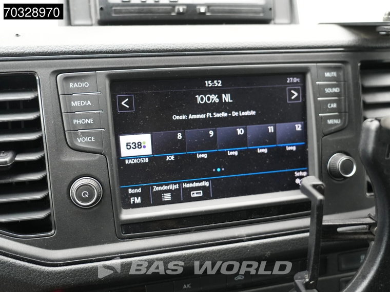 Vehicle Image 23