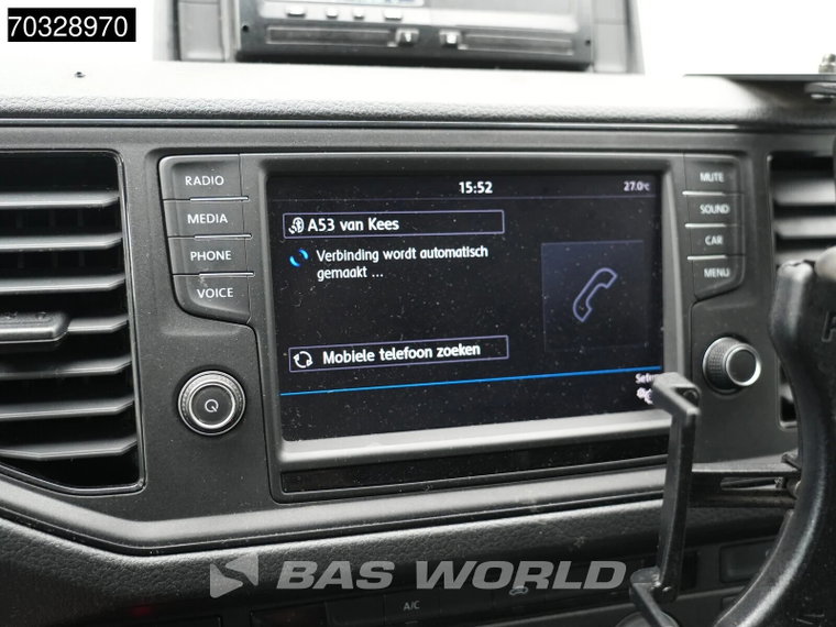 Vehicle Image 26