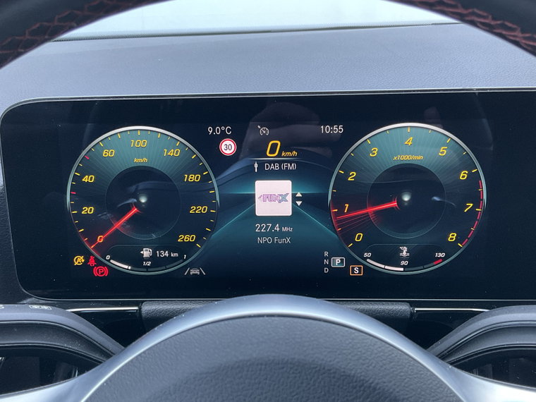 Vehicle Image 40