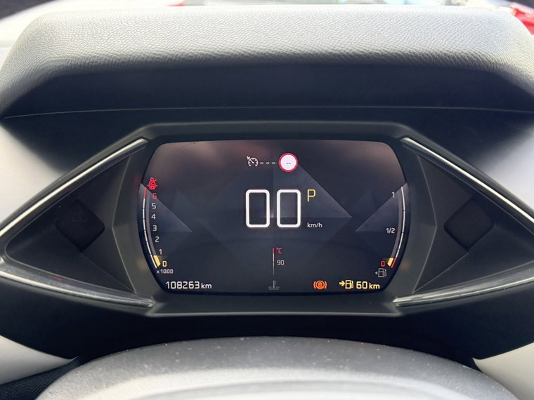 Vehicle Image 34